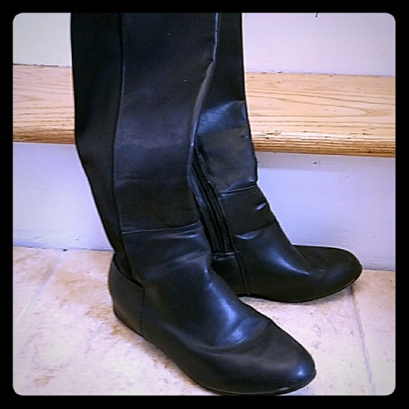 stuart weitzman hidden wedge boots